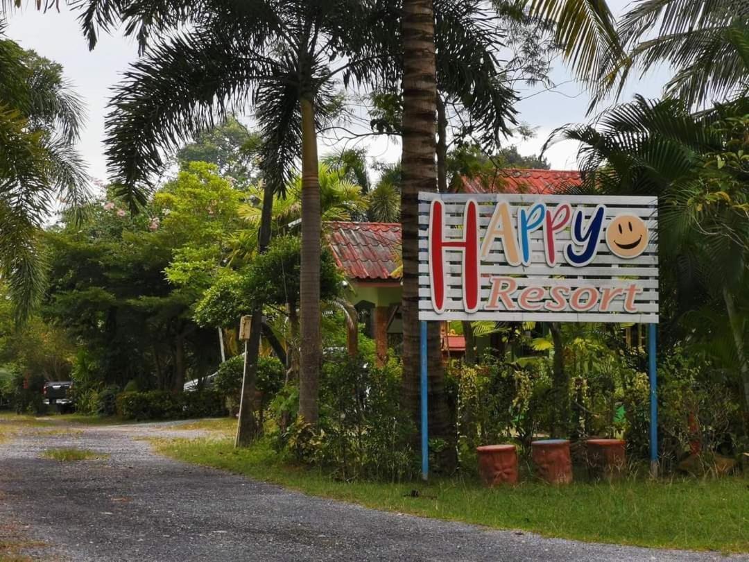 Happy Resort Khanom Exterior foto